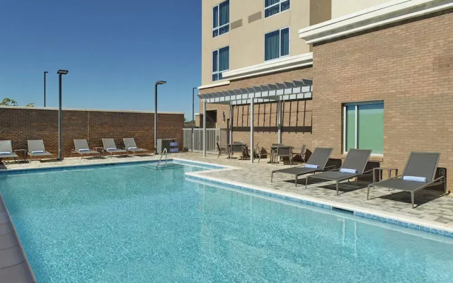 Courtyard BY Marriott Atlanta Covington