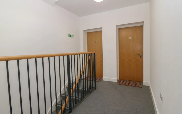 Apartment 16