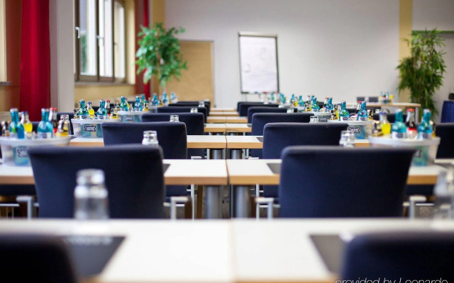 NOVINA HOTEL Herzogenaurach Herzo Base