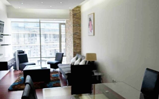 "high-rise Reforma Apartment , 2bdr, 2bath,"