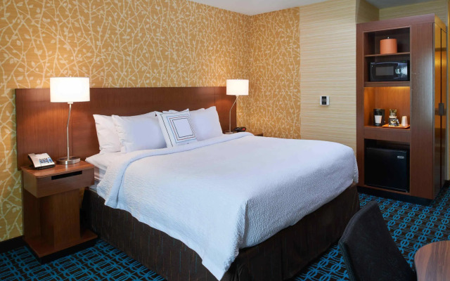Fairfield Inn & Suites by Marriott Detroit Troy