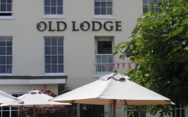 OYO The Old Lodge