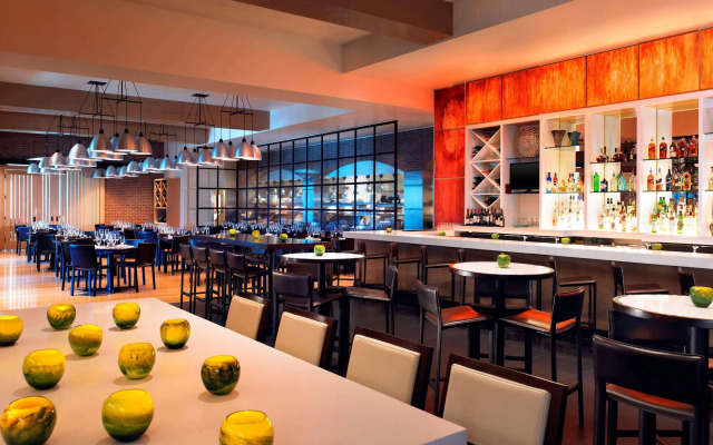 The Westin Houston, Memorial City