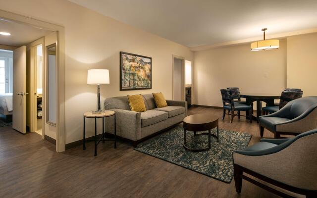 Embassy Suites by Hilton New Orleans