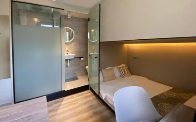 ST Signature Jalan Besar, DAYUSE, 5 hours: 5PM-10PM – Guest Rooms – Singapore