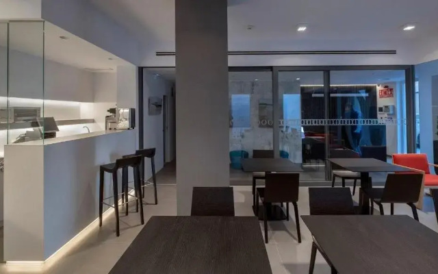 Dormos Hotel