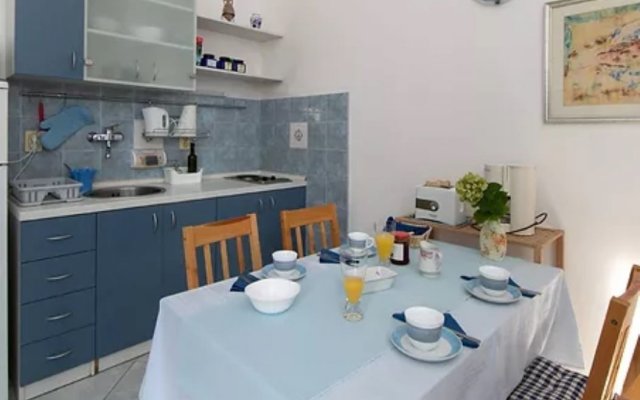 Apartment Blue - 100 m from sandy beach: A1 Igrane, Riviera Makarska