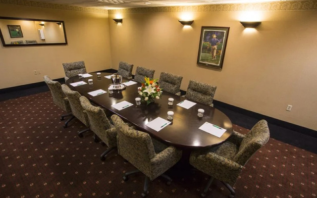 Holiday Inn LaGuardia Airport