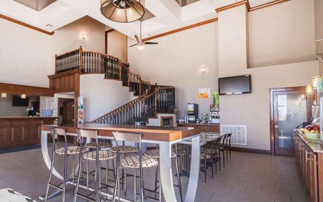 Quality Inn & Suites Owasso US-169