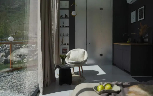 Guest house Orlinoe Gnezdo Balkarskaya 1
