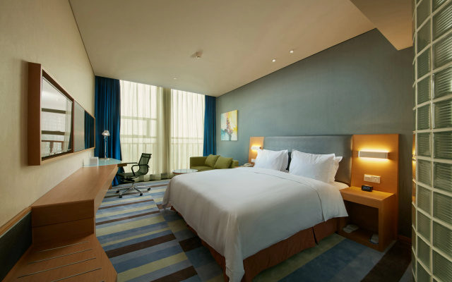 Holiday Inn Express Leshan City Square – Guest Rooms – Leshan