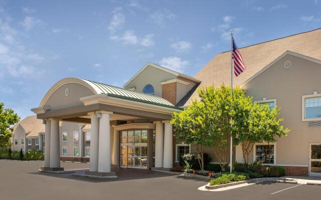 Holiday Inn Express & Suites Annapolis, an IHG Hotel