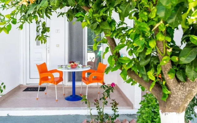 Villa Maroula