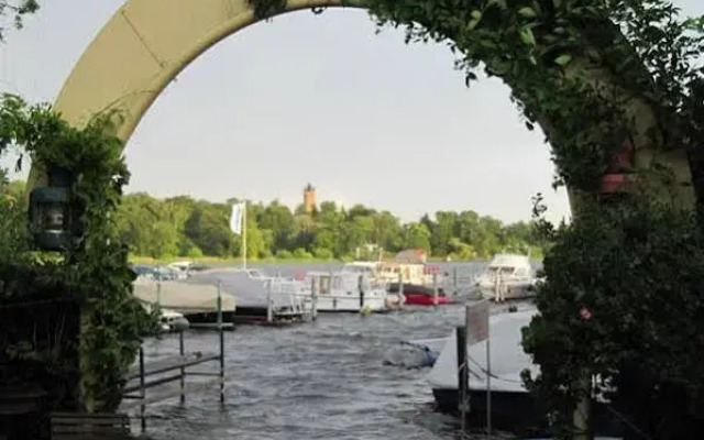 Pension Am Tiefen See