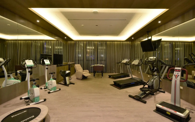 Uher Luxury Resort & Hotel