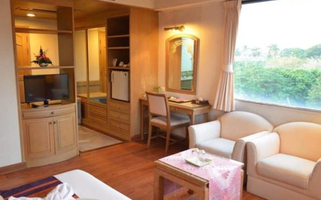 Bossotel Chiang Mai