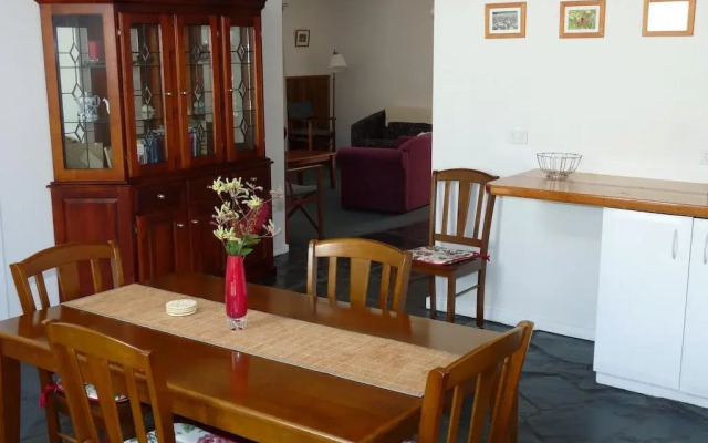 Eagles Rise Tasmania