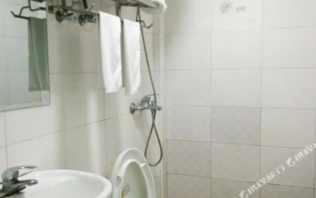 Xiangfu Hostel (Shanghai Handan Road)