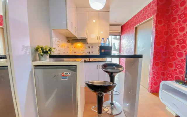 Best Deal 2Br Apartment At Gateway Ahmad Yani Cicadas