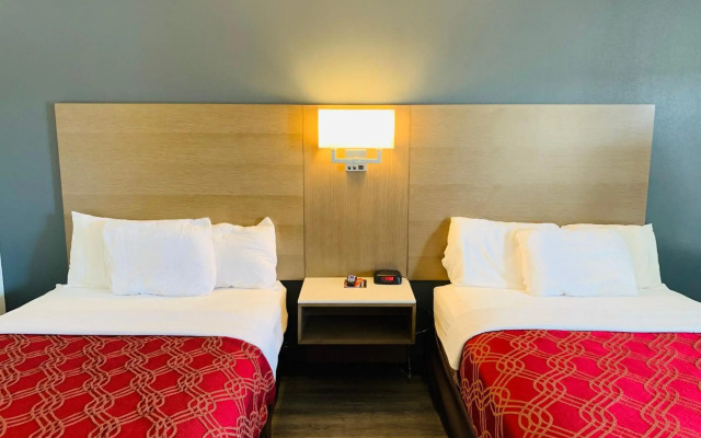 Econo Lodge Crystal Coast