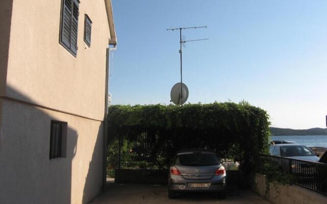 Apartments Mira - 20m from beach