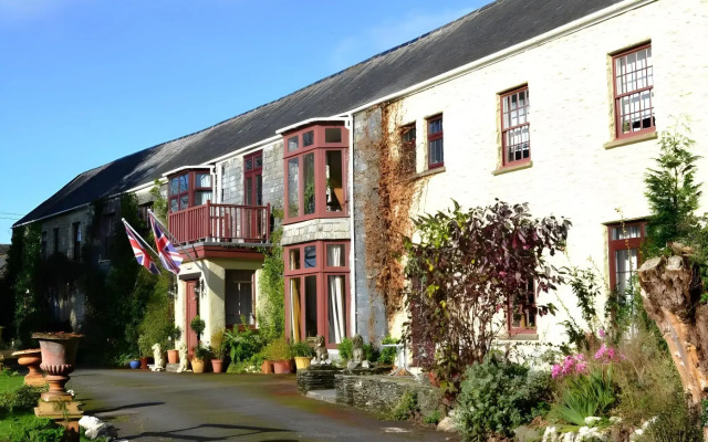 Trimstone Manor Country House Hotel