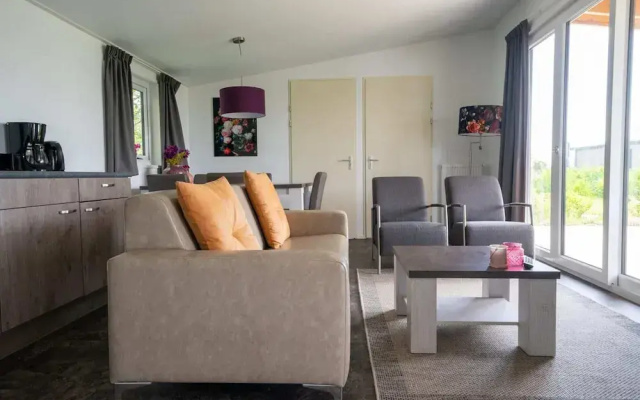 Modern Chalet With Dishwasher on the Markermeer