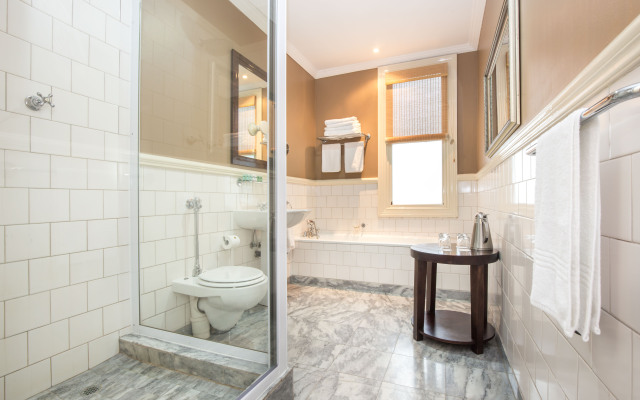 Quarters Hotel Florida Road