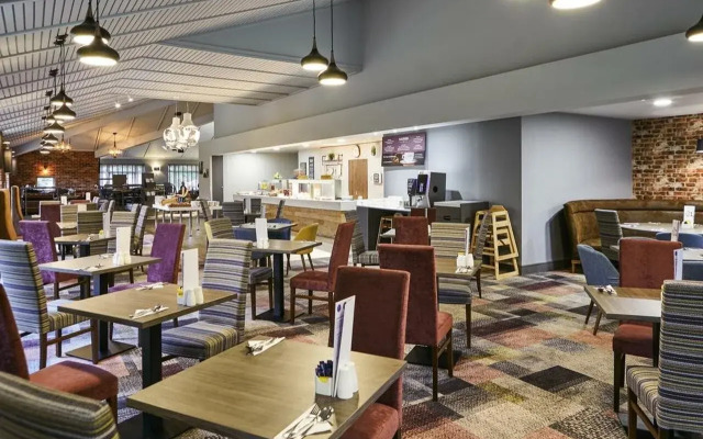 Novotel Manchester West