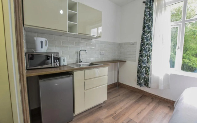 OYO Regency Guest House Manchester North