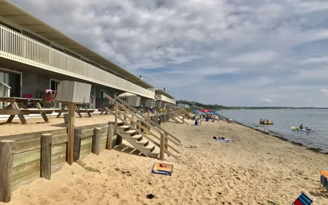 Top Mast Resort