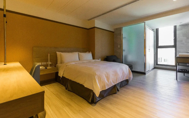 Q21 Hotel