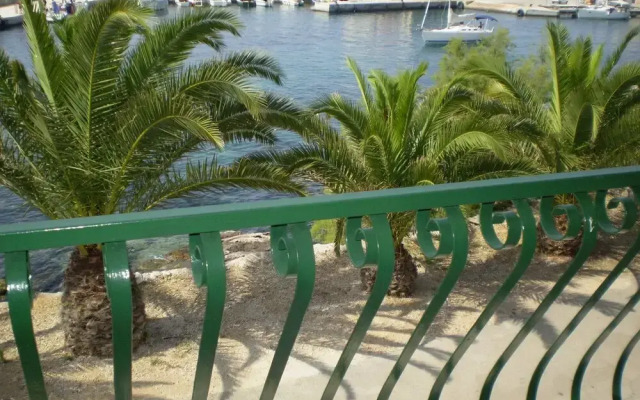 Smil - 30 m From sea - A1