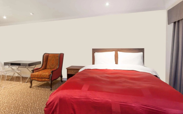 Knights Inn - Kingston ON