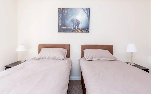 Manor Lodge Apartments