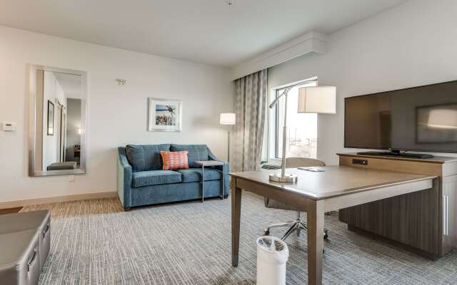 Hampton Inn & Suites North Dallas Central Expy