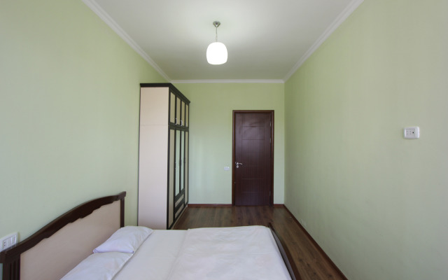 FlatsInYerevan - Apartment At Aram