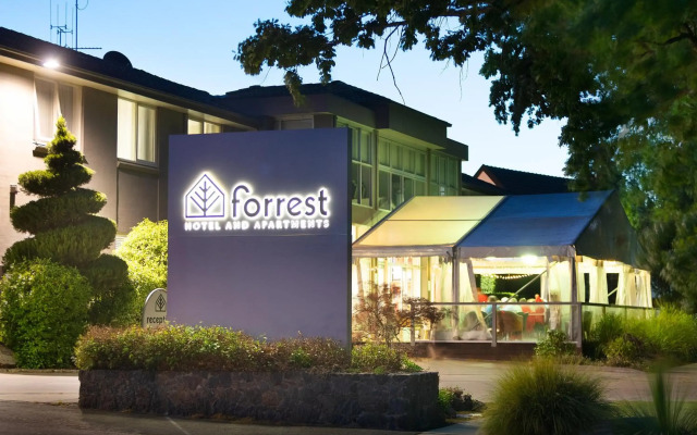 Forrest Hotel and Apartments