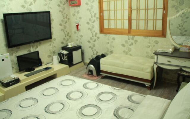 Andong Hotel