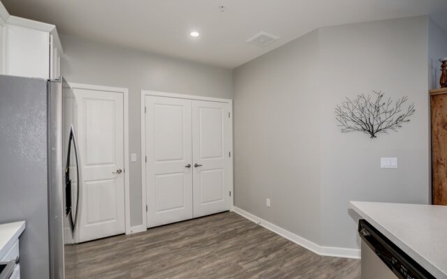 Queen Creek #341 - 2 Br Condo