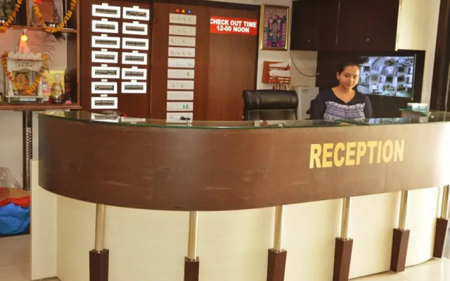 Hotel Rudra Plaza