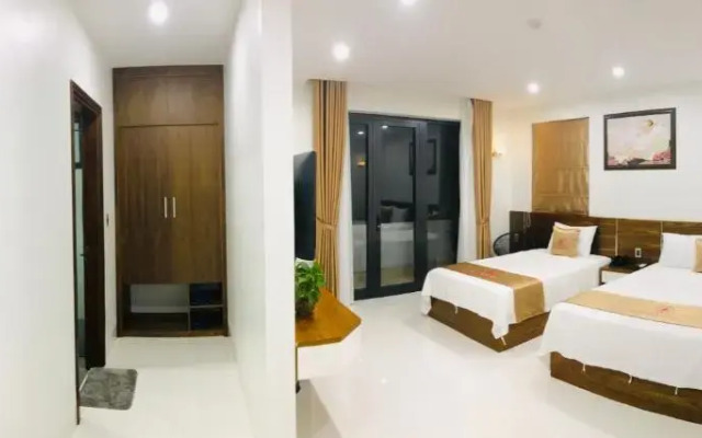 Starway Hotel