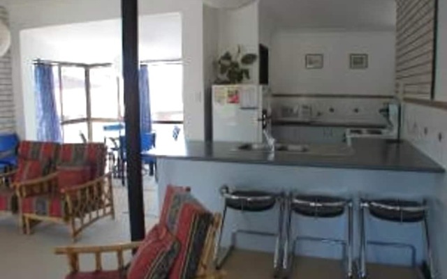 Villa Ellisa, Unit 5/10 Columbia Close