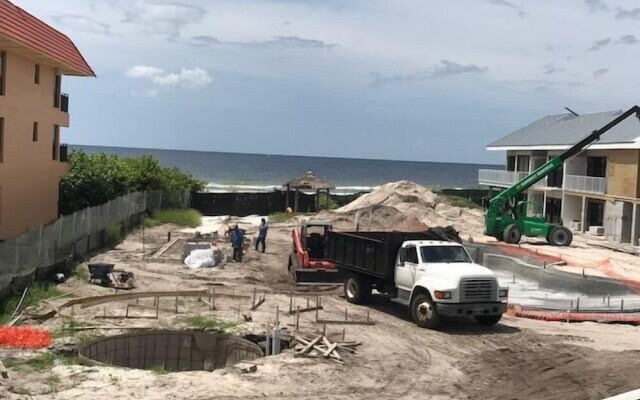 Gulf View Suite 215 Apartment 1