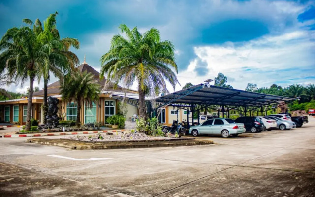 Saline Hot Spring Resort