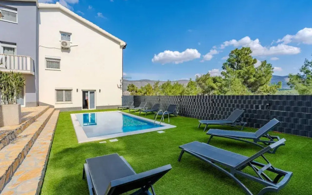 Villa Ivanovi Dvori