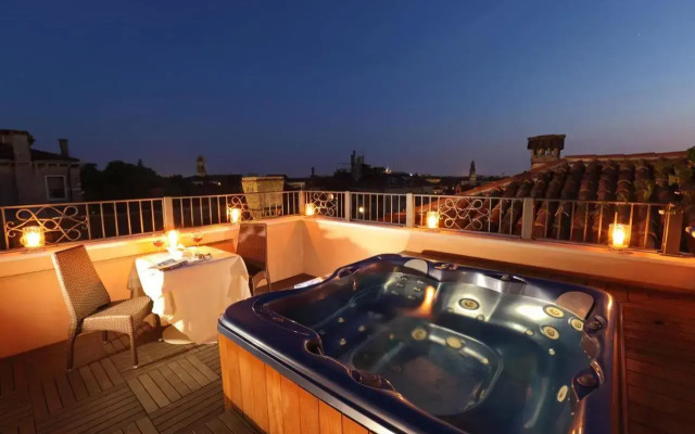 Hotel Palazzo Stern