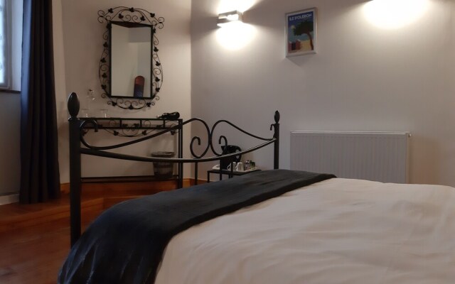 Les Volets Verts Aulnay