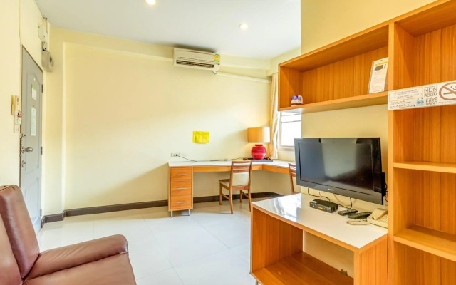 The Palm Hotel