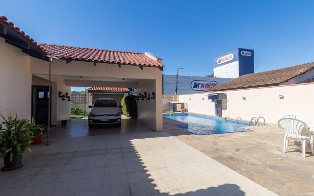Casa com Piscina e Sinuca em Bombinhas